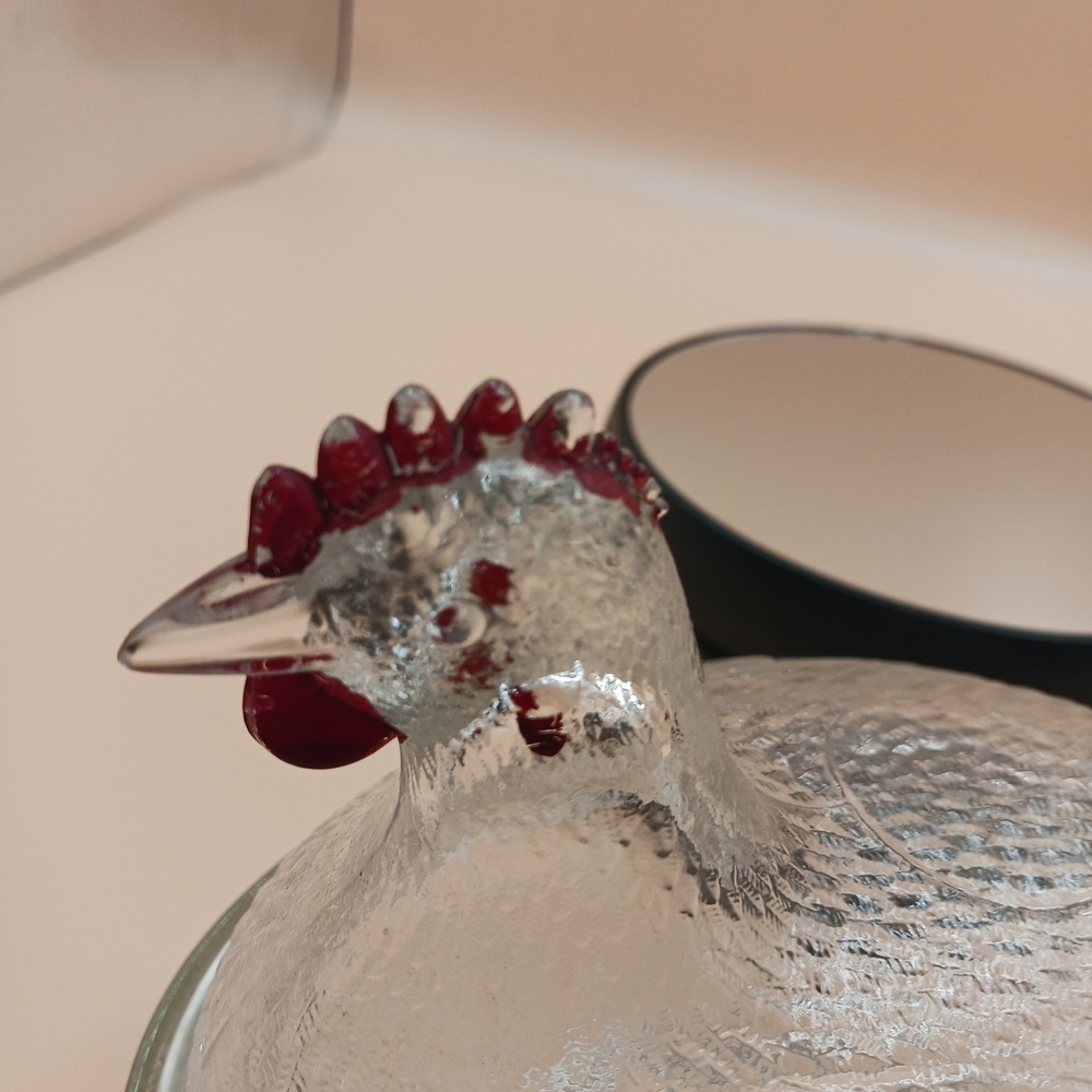 Indiana Glass Clear Hen on Nest Beadless Nest Red Paint Accents Candy Dish - Picture 13 of 13